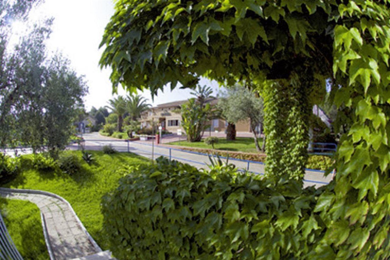 La Pace Village Residence Club Тропея Экстерьер фото
